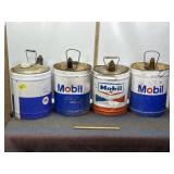 4 MOBIL VNTG 5 GAL OIL CANS