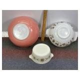 3 PYREX MIXING BOWLS