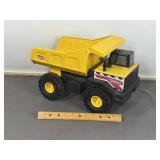 TONKA 354 METAL TOY DUMP TRUCK
