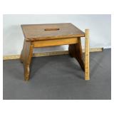 VINTAGE WOOD STEP STOOL, 10" X 14"