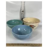 3 VINTAGE MIXING BOWLS, BAK-IN WARE, HALL