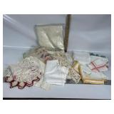 VINTAGE LINENS, LACE, HANDKERCHIEFS