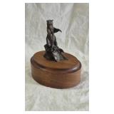 SMALL HARVEY RATTEY BEAR BRONZE OF BOZEMAN, MT.