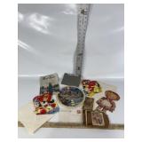 VTG. VALENTINE CARDS, ARM & HAMMER GUIDE