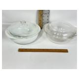PYREX CASSEROLE DISHES W/ LIDS, CLEAR, WHITE