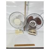 2 OSCILLATING DESK FANS, BOTH WORK
