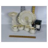 NICE COLLECTION OF BELLEEK PARIAN CHINA