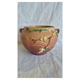 ROSEVILLE POTTERY JARDINIERE SNOWBERRY POT