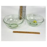 2 MODERN PYREX DEPRESSION GREEN STYLE 2.5L BOWLS
