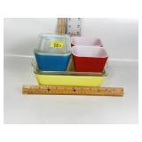 PYREX "PRIMARY COLOR" REFRIGERATOR SET W/ 2 LIDS