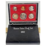 1982 U.S MINT PROOF SET (CLAD)