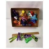SEVERAL MAGNETIC CLIPS