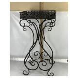 METAL PLANT STAND 29-3/4"TX14"LX10.5"W