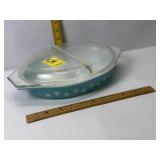 PYREX SNOWFLAKE DIVIDED DISH