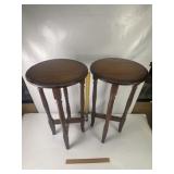 2 SMALL DROP LEAF END TABLES, SIDE TABLES, 24" T