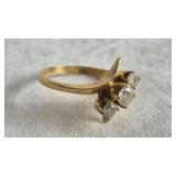 14K GOLD 3 DIAMOND RING