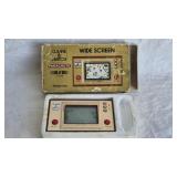 EARLY NINTENDO PARACHUTE GAME
