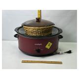 LIKE NEW CROCK POT & CASAROL DISH W/ LID IN BASKET