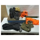 WINTER CLOTHING, HATS & GLOVES, HUNTING VEST