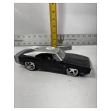 1970 DODGE CHARGER DIE CAST CAR
