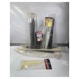 TONS OF VARIOUS SIZE ZIP TIES