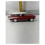 1957 CHEVROLET NOMAD DIE CAST CAR