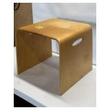 DYR WOOD BENCH