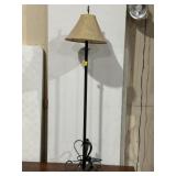 METAL FLOOR LAMP W/ DEER TOP