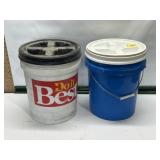 2 5 GAL BUCKETS W/ LOCKING LIDS