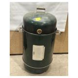 GREEN BBQ SMOKER