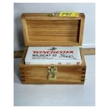 WINCHESTER WILDCAT .22 AMMO IN WOOD CASE, 500