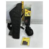 PISTOL HOLSTER SZ 16, LARGE PISTOL HOLSTER, CAPS