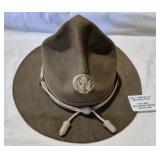 WW1 CAMPAIN HAT MONTANA PEAK POST WW1 W/ MEDALLION