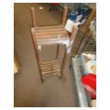 WOOD PLANT STAND