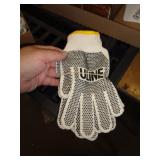 2 PR ULINE GLOVES