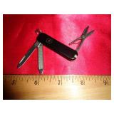 VICTORINOX KNIFE