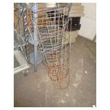 4 - TOMATO CAGES