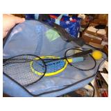 BADMINTON / UT