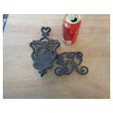 CAST IRON TRIVETS