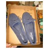MINNIETONKA SHOES SZ 7