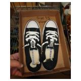 CONVERSE WOMENS SHOES SZ 7.5