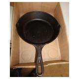 LODGE 8" CAST IRON SKILLET