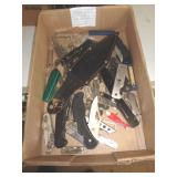 LOT OF POCKET KNIVES & PARTS