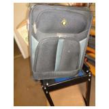 OLYMPIA ROLLING SUITCASE