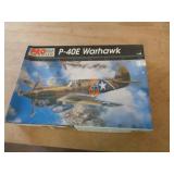 1995 1:48 P-40E WARHAWK / MONOGRAM