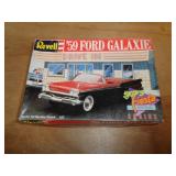 1988 1:25 59 FORD GALAXIE / REVELL