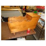 HARD ROCK MAPLE MAGAZINE RACK / UT