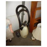 ROLLING SPRAYER / NEEDS HOSE & WAND / LW