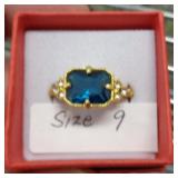 COSTUME RING SZ 9