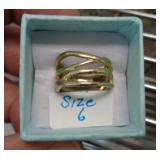 COSTUME RING SZ 6